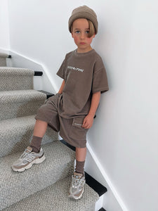 Signature Cargo Tee (Brown)