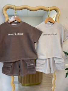 Signature Cargo Tee (Brown)